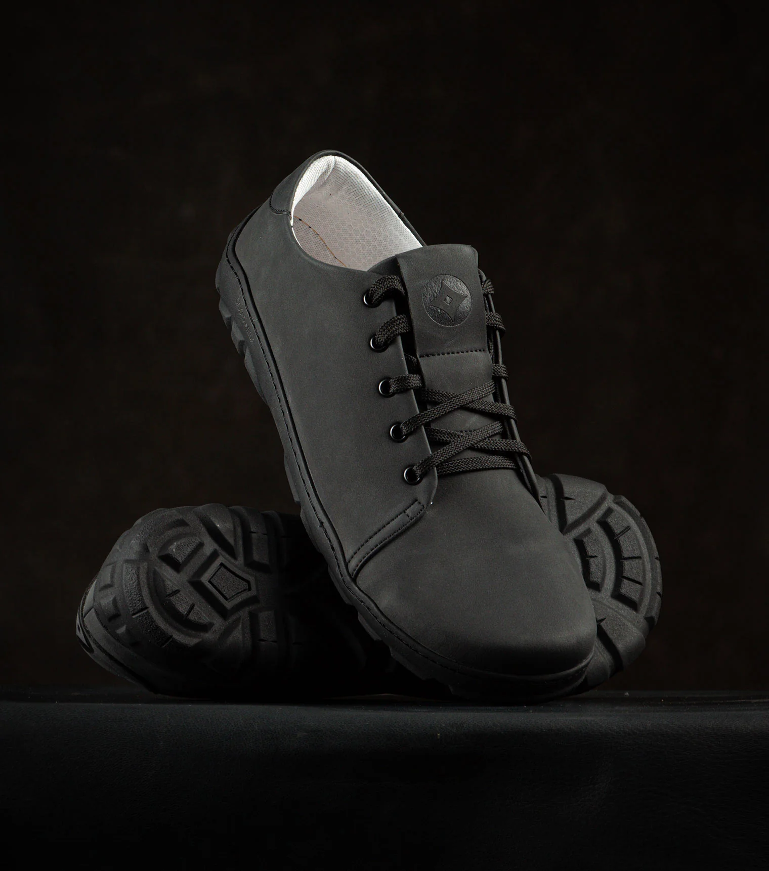 barefoot-safety-trainers-08